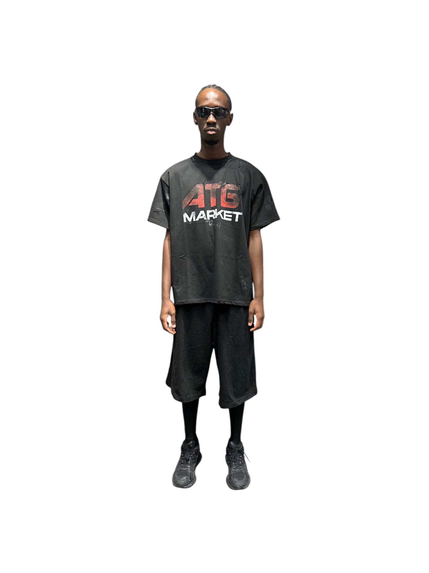 ATБ Market Cotton Distressed T-shirt in Black